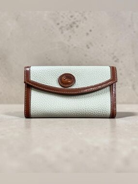 Dooney & Bourke All Weather Leather Pebbled Cream & Tan Tri-Fold Wallet Vintage